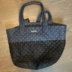 MZ Wallace 2-tone tote. Navy/black.